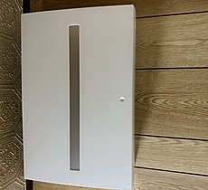ブレーカーが燃えていて　壁も焦げていました