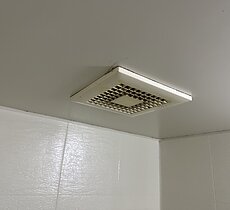脱衣所換気扇交換