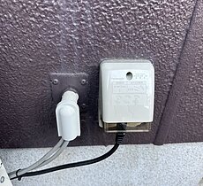 漏電していたのでコンセント交換