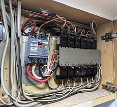 漏電ブレーカ故障で交換