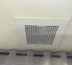 トイレ換気扇経年劣化にて交換