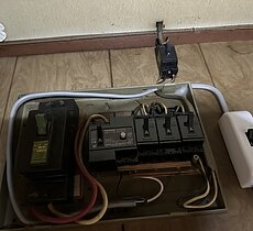 ブレーカーの故障で交換