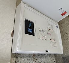 漏電ブレーカーの故障で分電盤交換