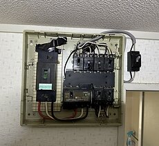 ブレーカー故障で交換