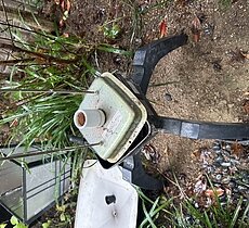 街灯が漏電してました