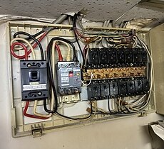 漏電ブレーカ故障で交換